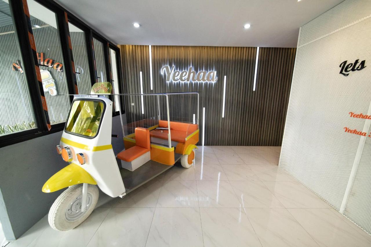 Aparthotel Yeehaa Bangsue Bangkok Esterno foto